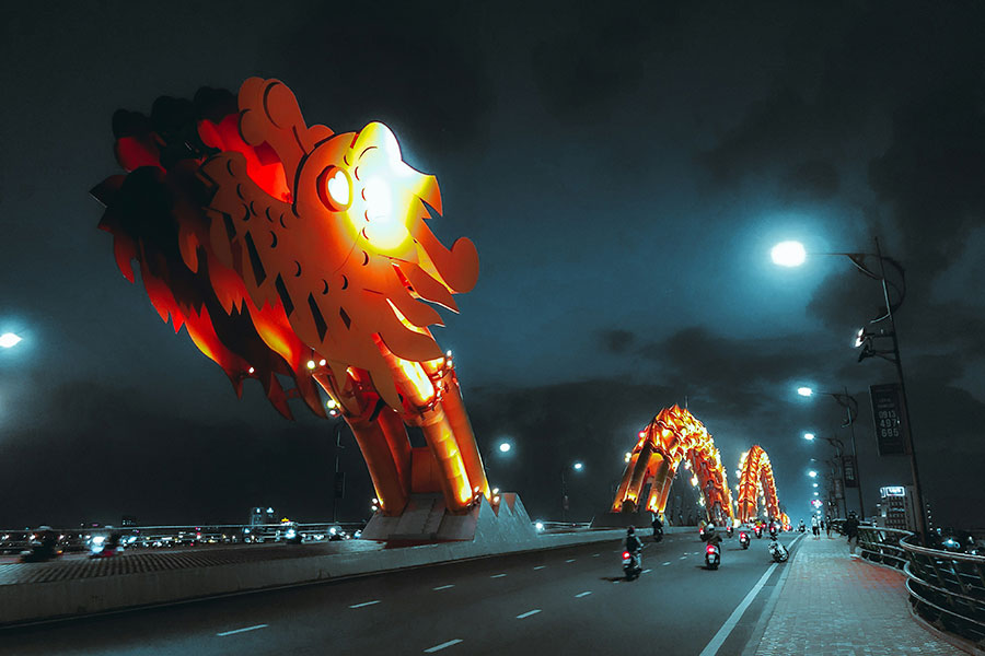 Встретить Новый год дважды: летим из Беларуси в другой часовой пояс