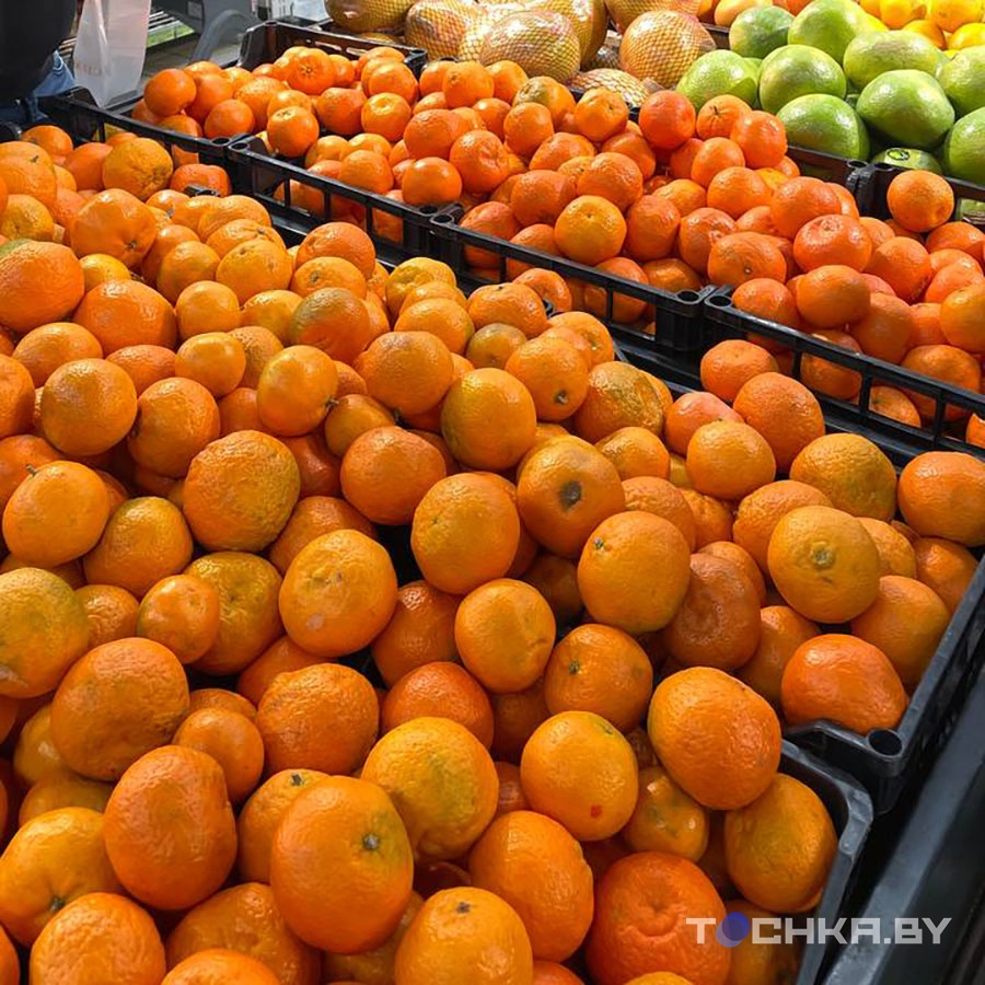 Сладкие, кислые, с косточками и без: устроили новогоднюю битву мандаринов