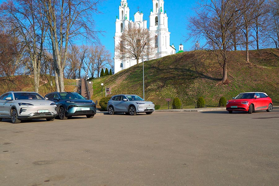 Сравнили расходы: в Беларуси устроили тест для электрокаров. Пришлось вызвать эвакуатор