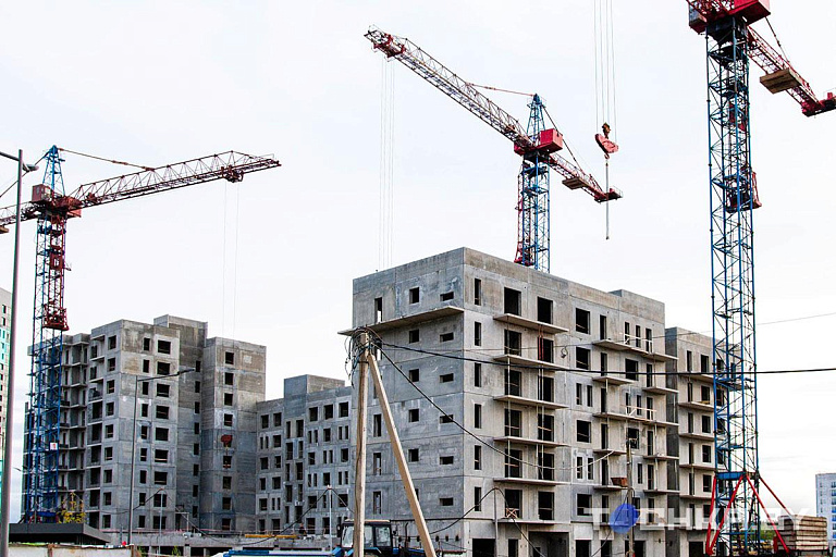 Высокую цену квадрата в квартирах для нуждающихся объяснили в Мингорисполкоме