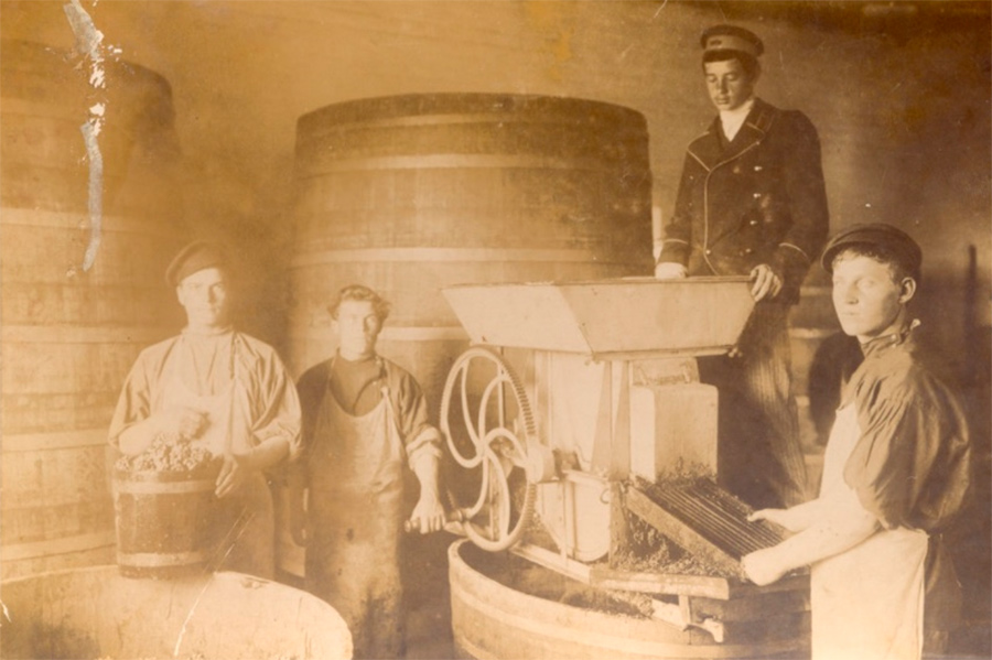 Шампанское и Новый год