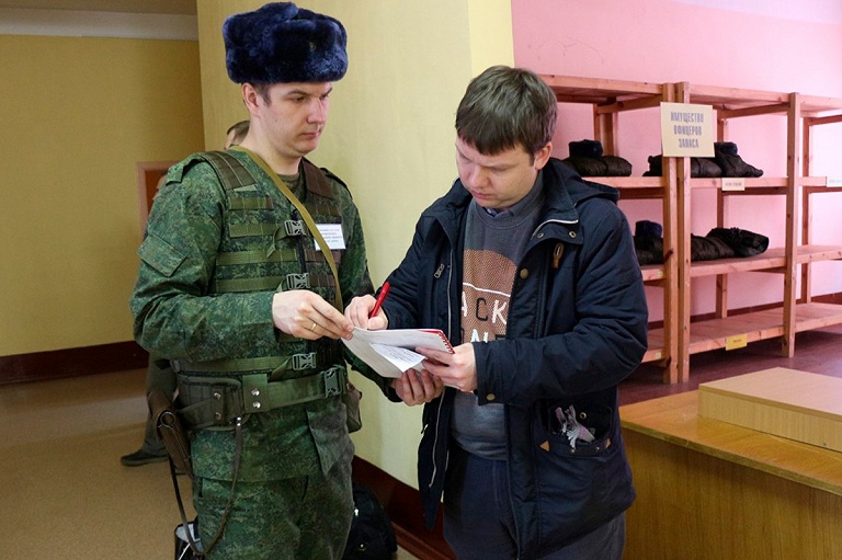 Не прошедших сверку данных белорусов не будут ограничивать в выезде из страны