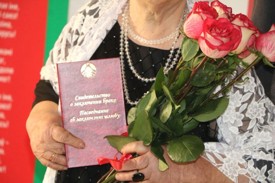 В Беларуси появились молодожены, которым 174 года на двоих