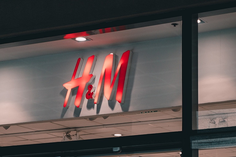 H&M оценил убытки от ухода из Беларуси и России