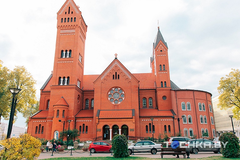 У прихожан Красного костела появится временное помещение для богослужений