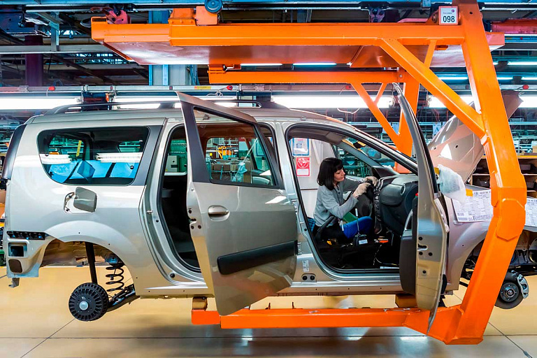 АвтоВАЗ объявил о повышении цен на автомобили Lada в начале 2025 года