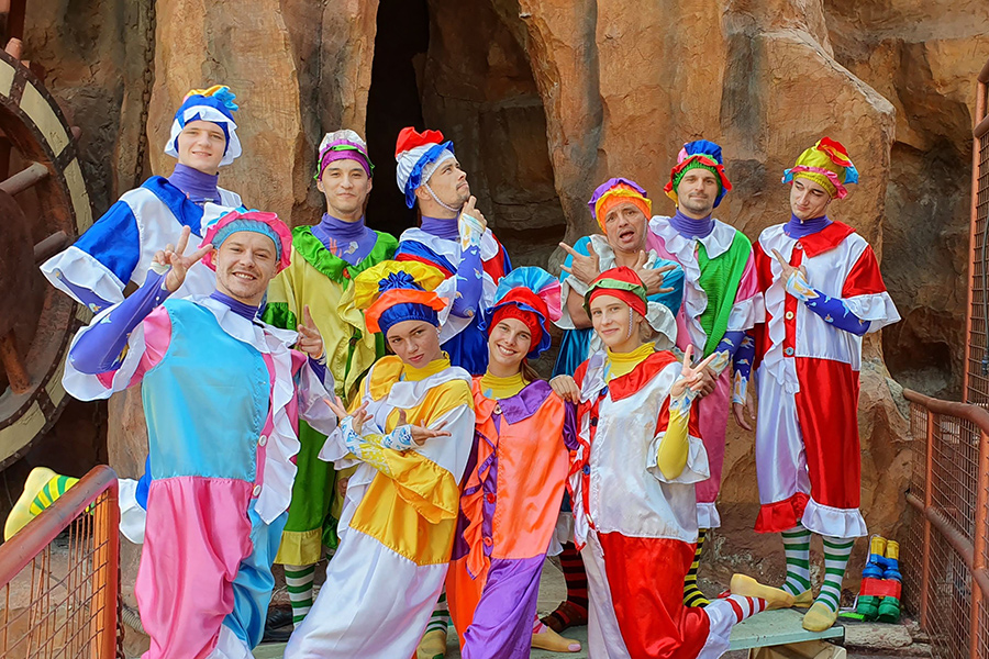 Облили бензином и подожгли: как белорус зарабатывает в Китае