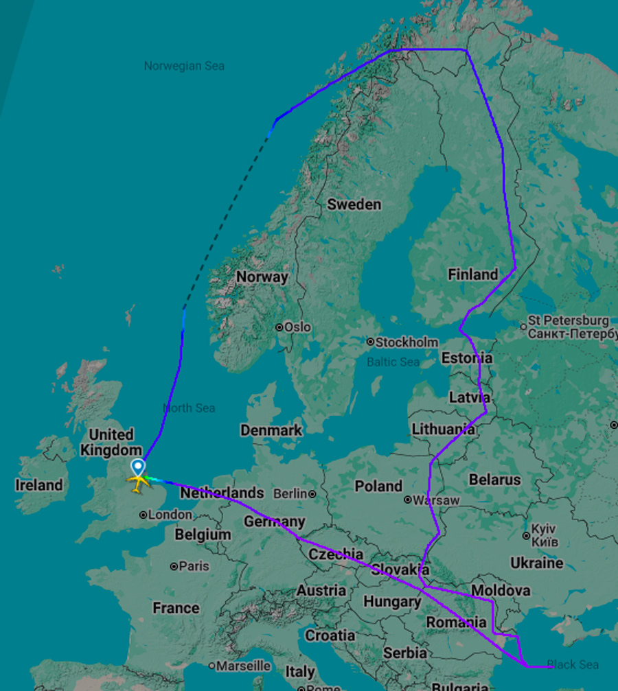 Самолеты-разведчики из Британии летали у границы Беларуси – что происходит