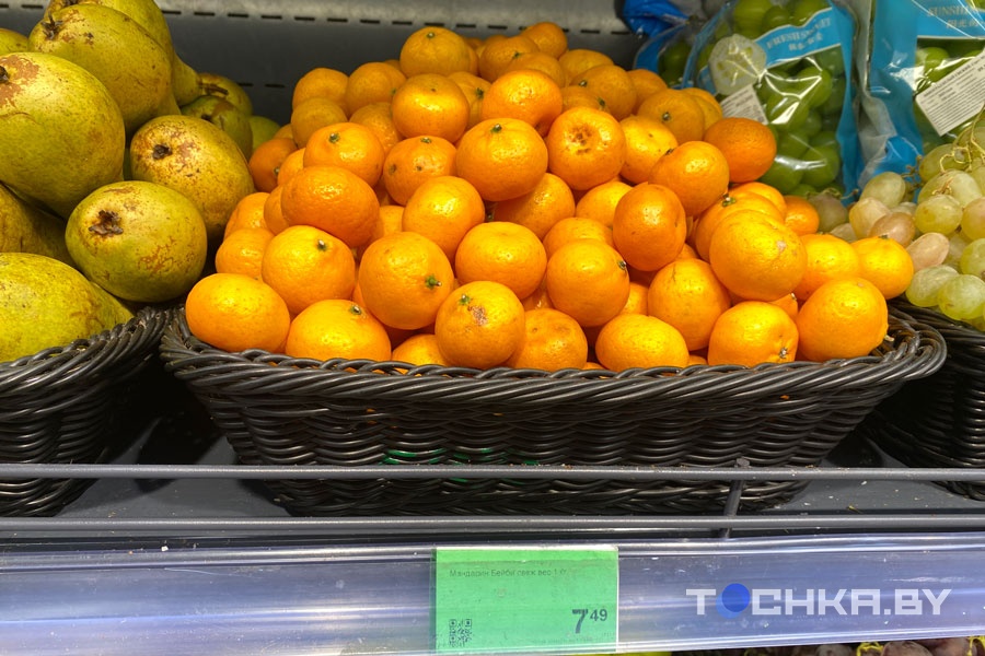 Сладкие, кислые, с косточками и без: устроили новогоднюю битву мандаринов