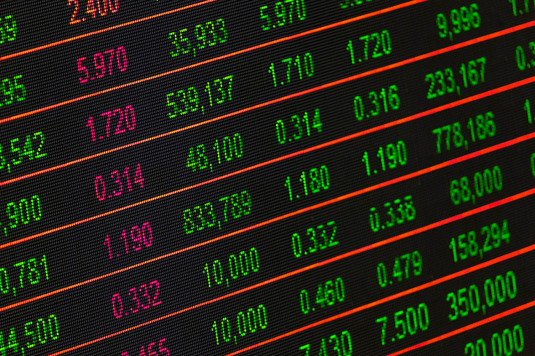 Белорусский рубль ослаб ко всем валютам на торгах БВФБ 30 августа