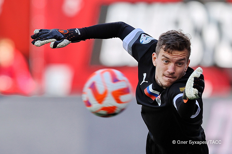 "Зенит" вместо ПСЖ – что ждет наши клубы после включения в чемпионаты РФ