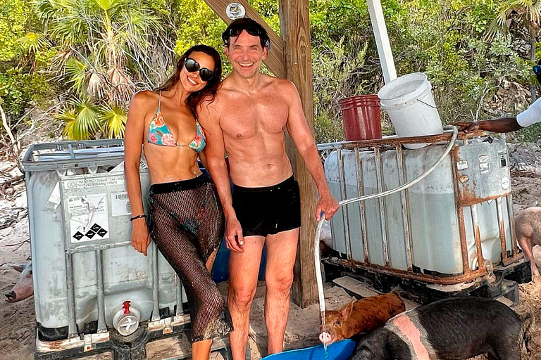 Ирина Шейк улетела отдыхать вместе с Брэдли Купером