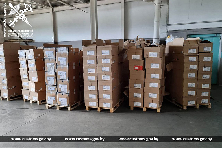 Таможня изъяла партию незадекларированной одежды на Br680 тыс.