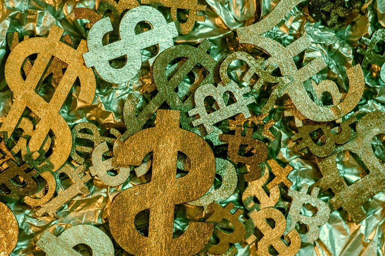 Понижение отменяется: курс доллара снова растет