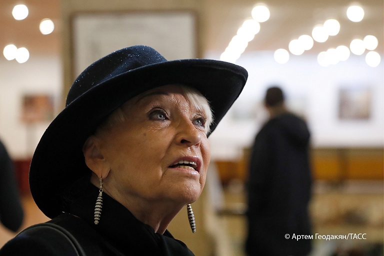 О состоянии госпитализированной Светланы Светличной рассказал ее друг