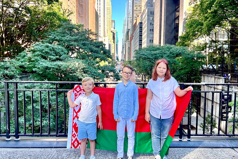 МИД запустил флешмоб без границ по случаю Дня Независимости