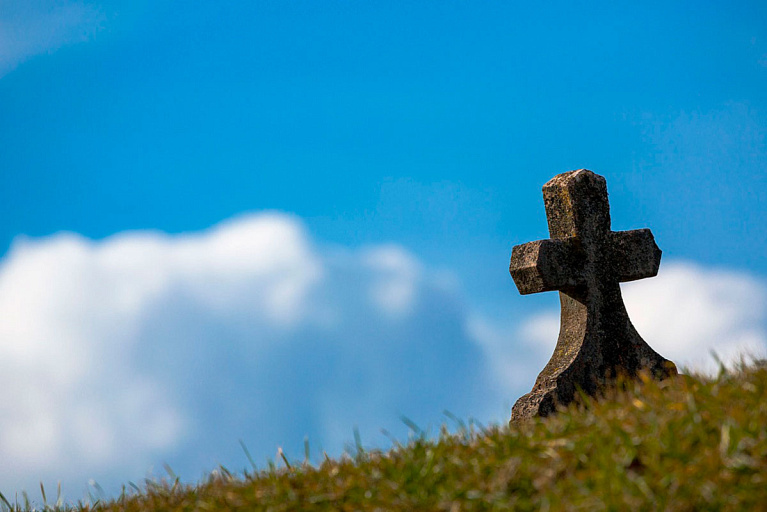 Ничего святого: брестчан обманули на установке памятников