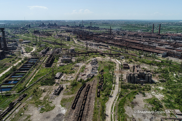 Власти ДНР: в Мариуполе ищут бойцов "Азова", которые могут скрываться в городе