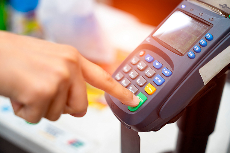 Директор торговой сети получил штраф из-за "жалостливых" кассиров