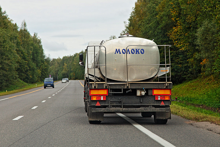 Просрочка и отсутствие молока: в Беларуси проверяют сельские магазины