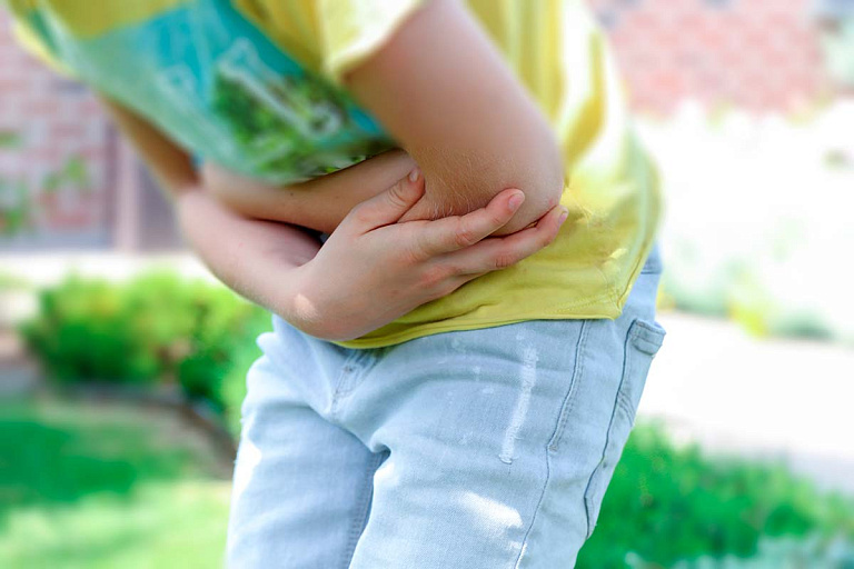 Отравление: что делать при кишечной инфекции и как ее избежать, объяснил врач