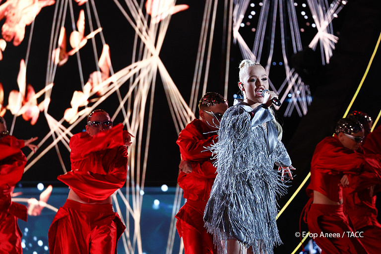 Shaman напрягся: Настя Кравченко представила песню для "Интервидения"