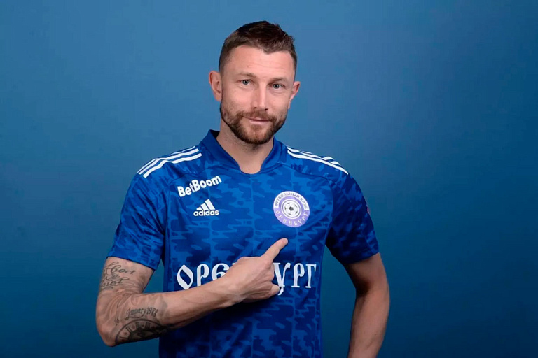 Экс-футболист сборной Беларуси рассказал о знакомстве с Бастой