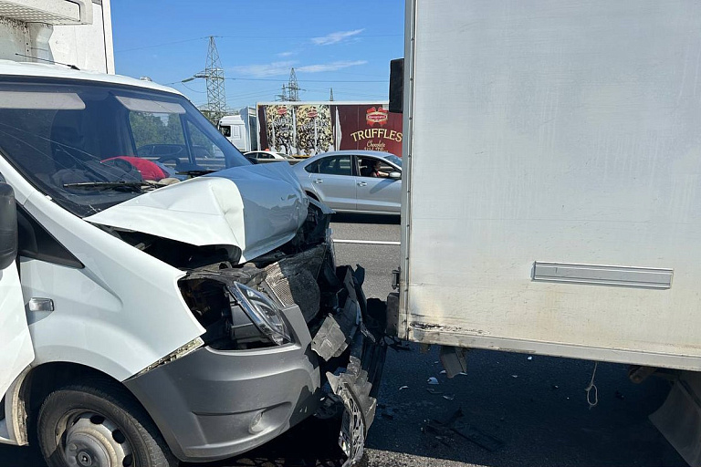 На минской кольцевой собрали паровоз – понадобилась помощь медиков