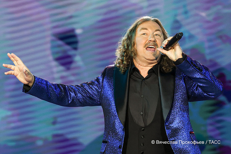 Игорь Николаев отстоял в суде права на строчку "Выпьем за любовь"