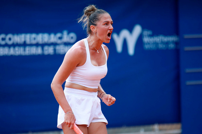 Белоруска проиграла на турнире по теннису в Румынии, но продолжит там играть