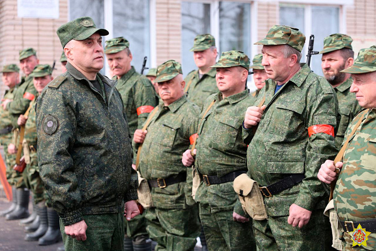 В приграничье Гомельщины сформировано народное ополчение: чем занимается В приграничье Гомельщины сформировано народное ополчение: чем занимается