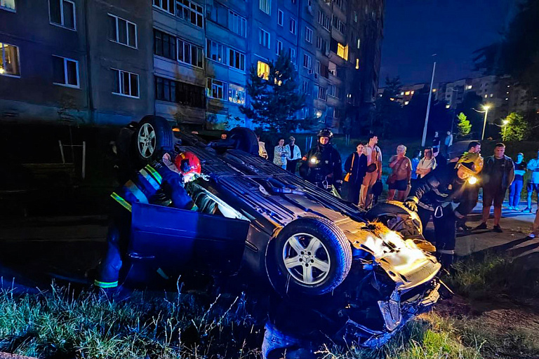 В Минске пьяный водитель заехал во двор многоэтажки – что было дальше В Минске пьяный водитель заехал во двор многоэтажки – что было дальше