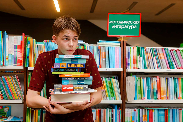 Не пройти и с 390 баллами: чем запомнились экзамены и поступление в 2025-м