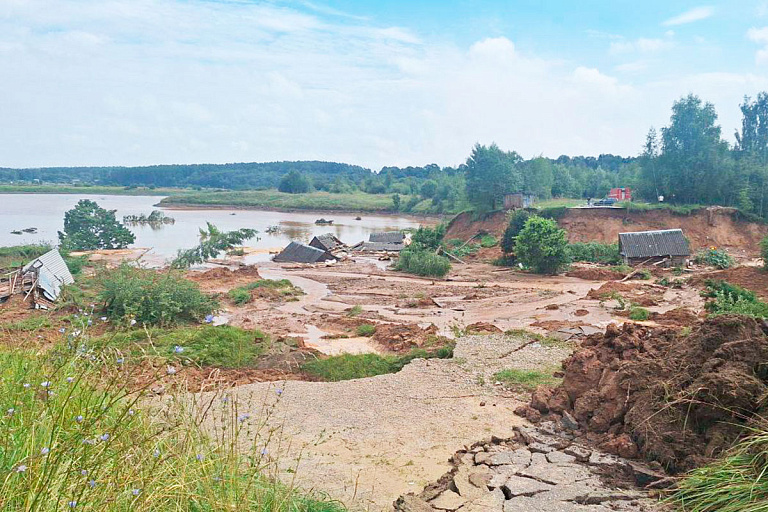 В Витебске семь построек ушли под воду – Западная Двина разбушевалась