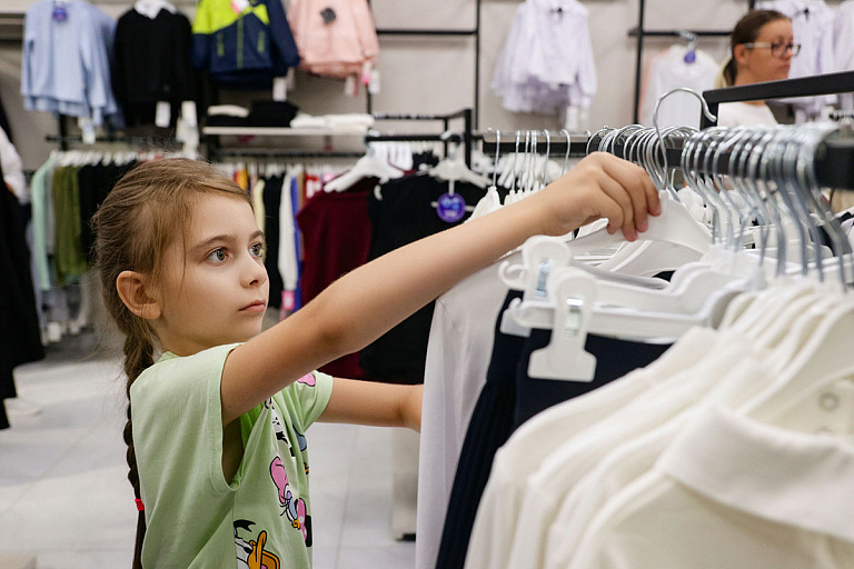 Какая форма нравится школьникам – опытом делятся магазины