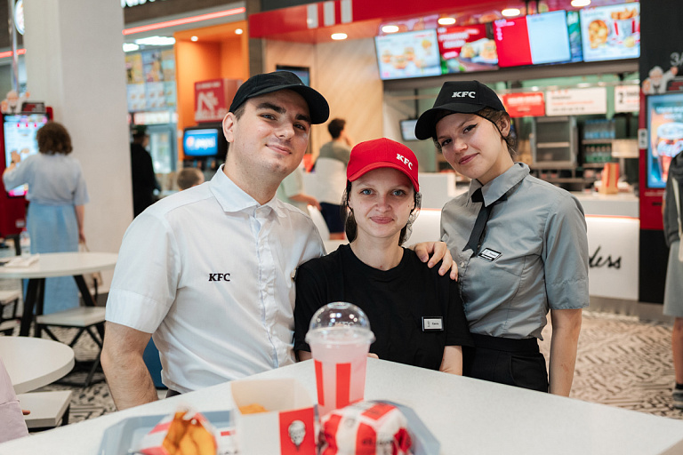 Каждый ресторан – как семья: рассказываем историю дружной команды KFC