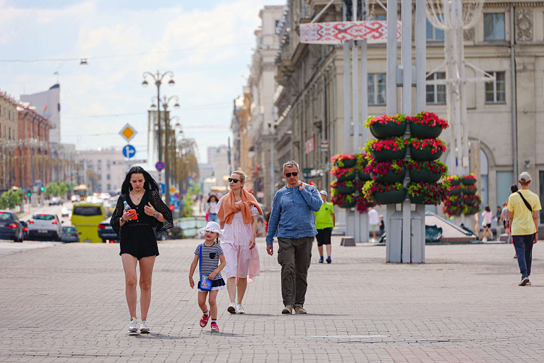Население Беларуси продолжает сокращаться – узнали, сколько нас теперь