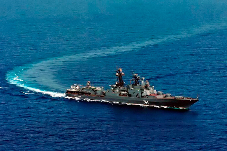 Российские и китайские военные корабли вышли в море – что происходит
