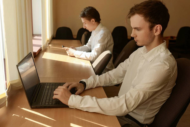 Входит ли учеба в университете в трудовой стаж, объяснили в Минтруда