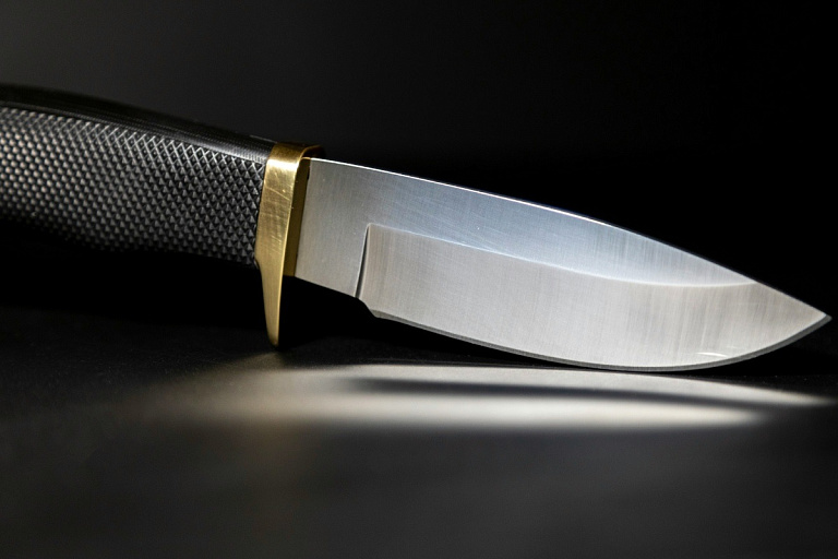 Мужчина просто хотел заточить нож на станке, но погиб