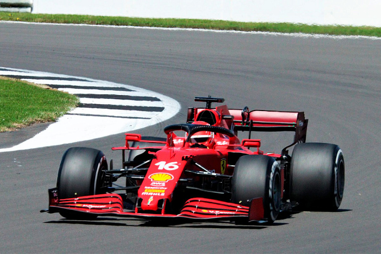 "Формула-1" отчиталась о доходах: многим спортсменам такое и не снилось