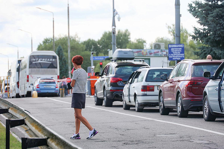 Попасть в Польшу опять проблематично: что творится на границе после выходных