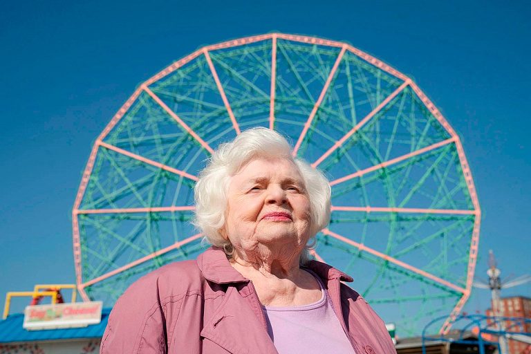 Вышел трейлер режиссерского дебюта Скарлетт Йоханссон "Великая Элеанор"