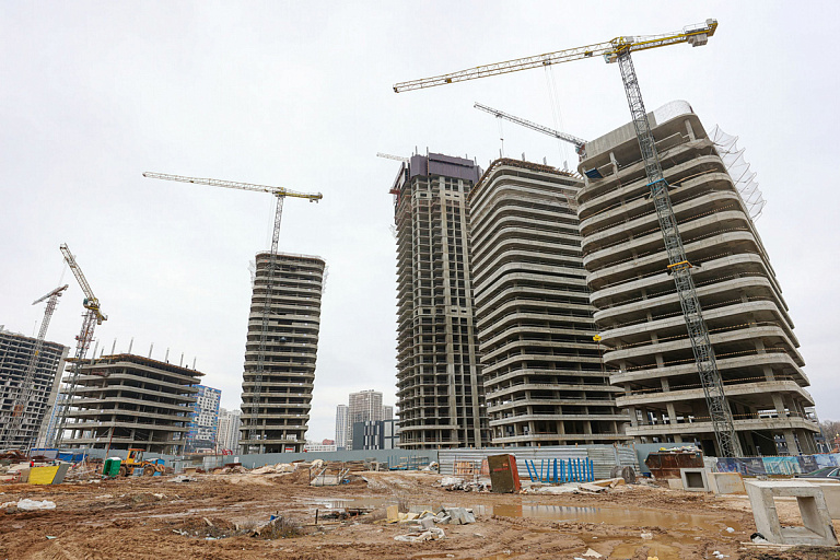 Откуда у людей такие деньги: узнали, на что покупают жилье в Минске