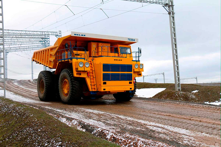 БелАЗ выпустил новый вид техники – гигантов из Беларуси стало больше