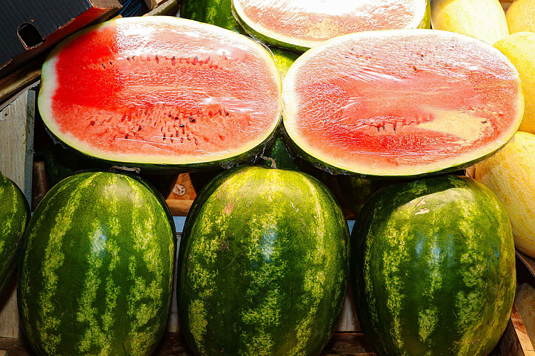 Без арбузов и лаймов – таможня изъяла крупную партию фруктов на границе