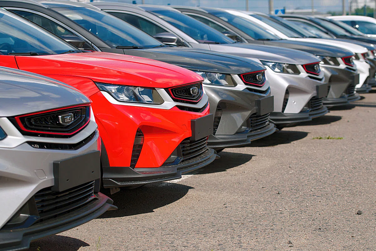 Белорусский электрокар не поступит в продажу – его заменили Geely