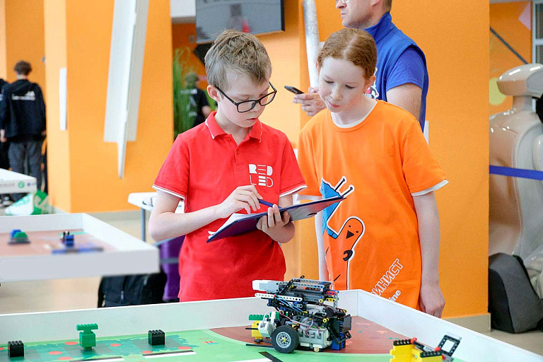 Пора записывать ребенка в кружки – какие есть варианты в Минске