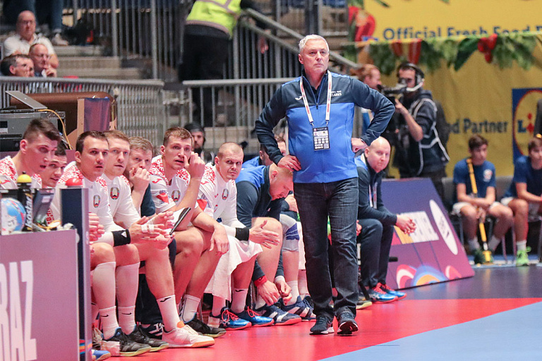 Проблемы в тылах: почему гандбольной "молодежке" в будущем придется нелегко