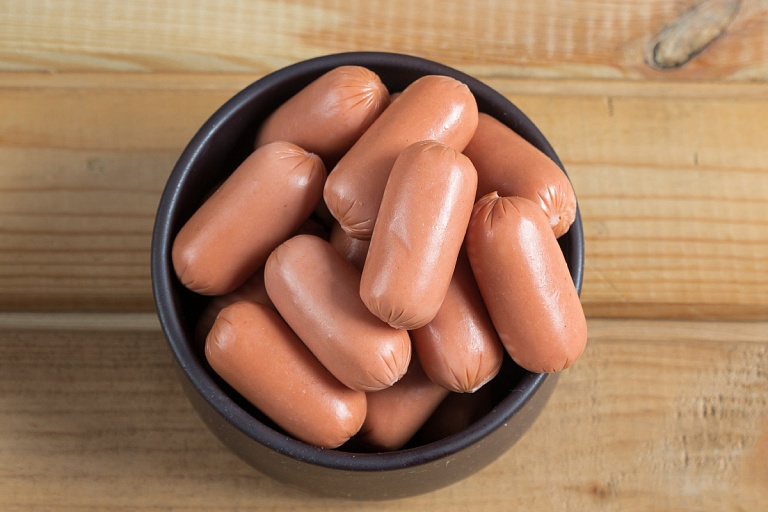 Мужчина в Столбцовском районе погиб из-за сардельки